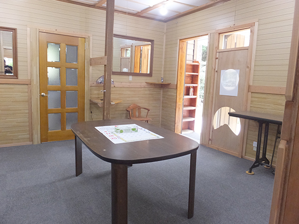 ギャラリー内部-3