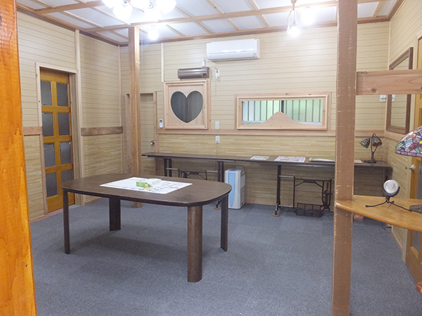 ギャラリー内部-1